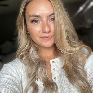 Meet your Posher, Tayler